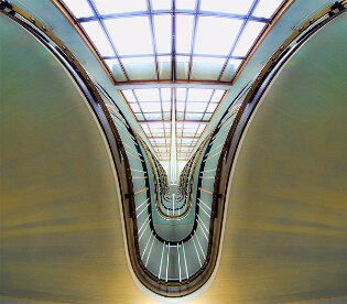 Treppenhaus - Spiegelexperment
